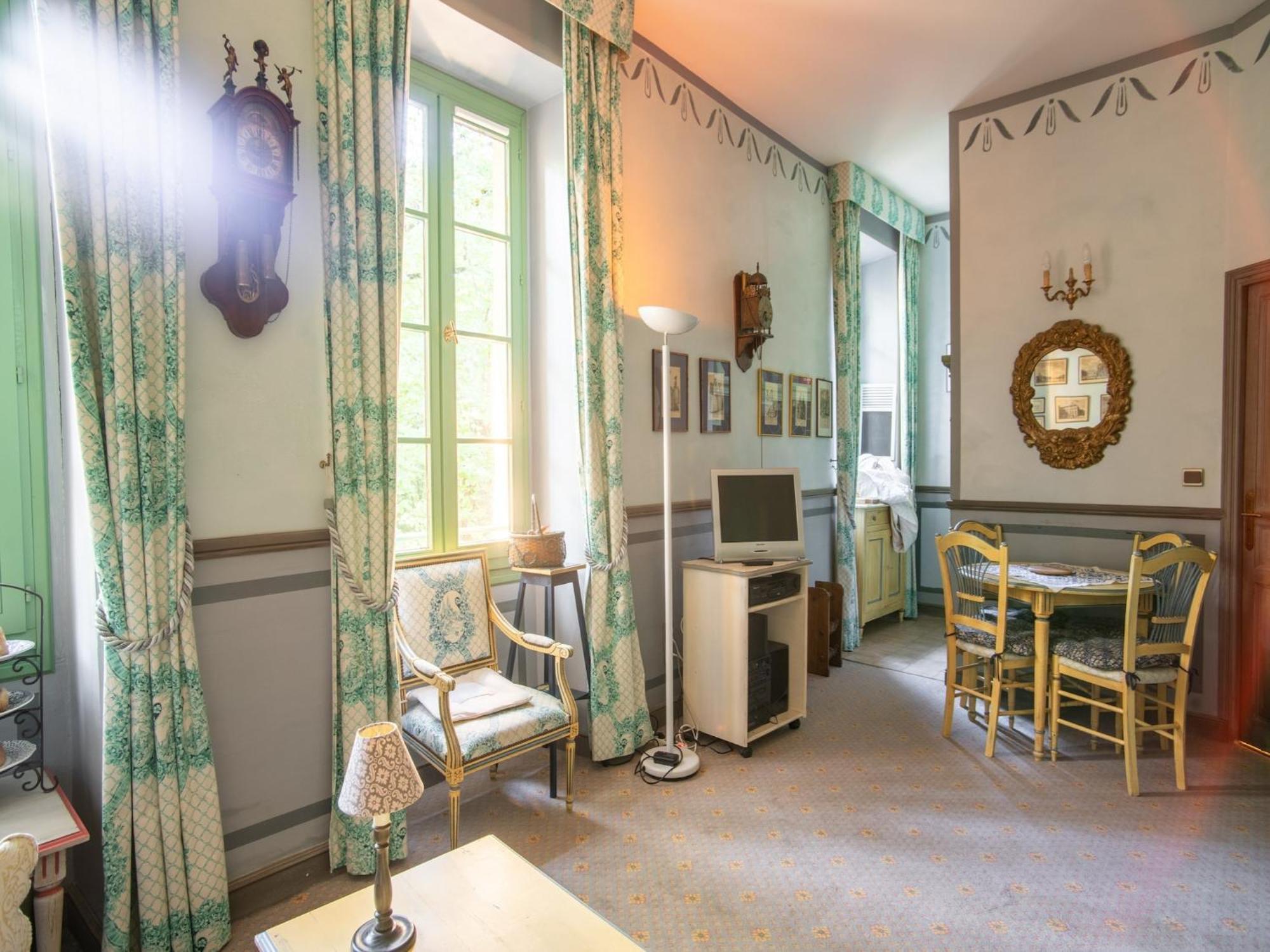 Cozy Apartment With Swimming Pool Terrace Garden Parking Montbrun-les-Bains Exterior photo