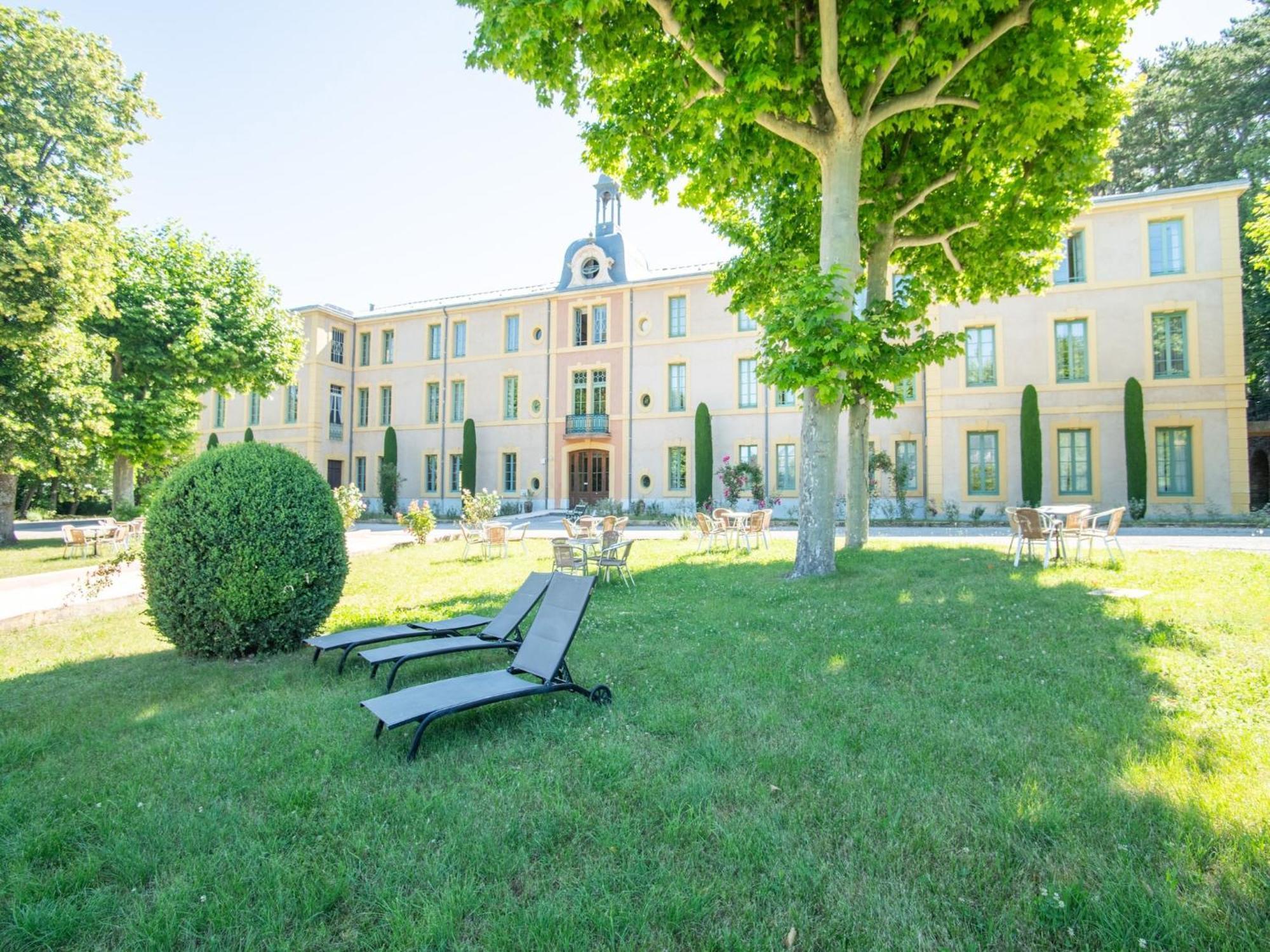 Cozy Apartment With Swimming Pool Terrace Garden Parking Montbrun-les-Bains Exterior photo