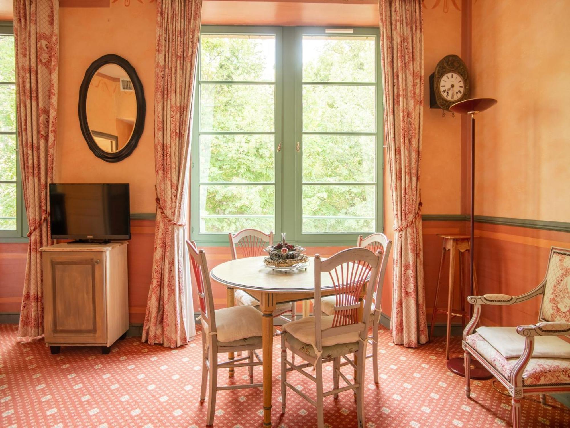 Cozy Apartment With Swimming Pool Terrace Garden Parking Montbrun-les-Bains Exterior photo