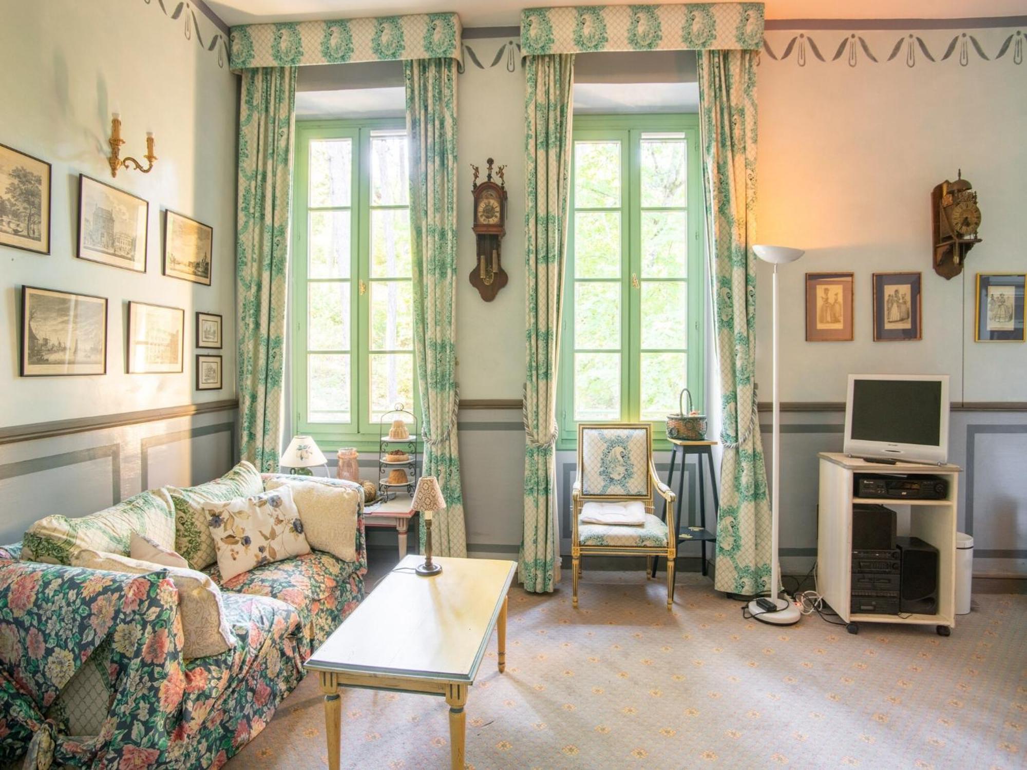 Cozy Apartment With Swimming Pool Terrace Garden Parking Montbrun-les-Bains Exterior photo