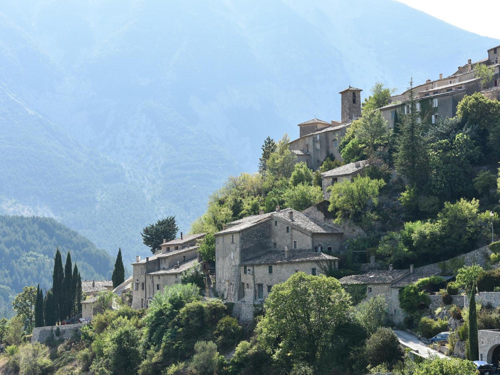 Cozy Apartment With Swimming Pool Terrace Garden Parking Montbrun-les-Bains Exterior photo